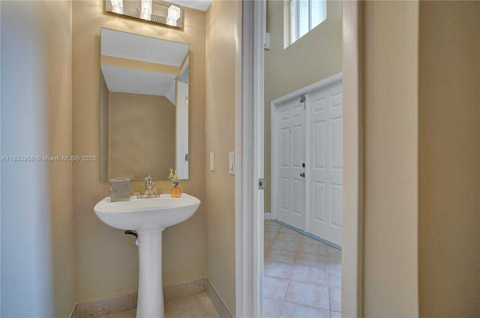 Small Image of 797 CHIMNEY ROCK RD #797, Weston Number 42