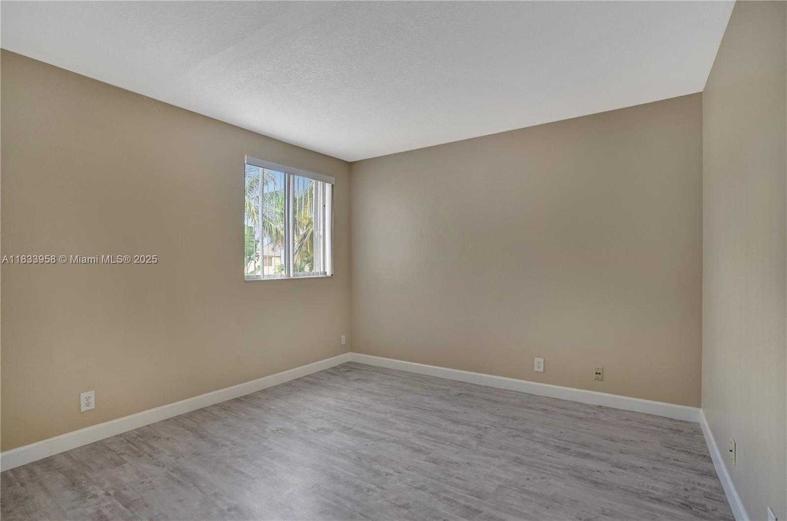 Small Image of 797 CHIMNEY ROCK RD #797, Weston Number 58