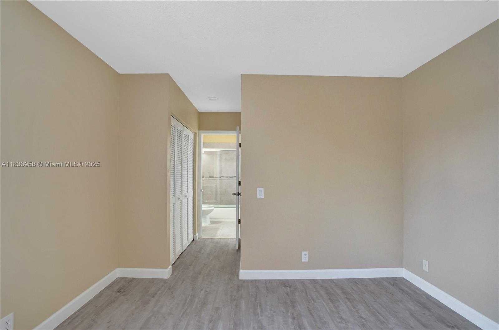 Small Image of 797 CHIMNEY ROCK RD #797, Weston Number 62