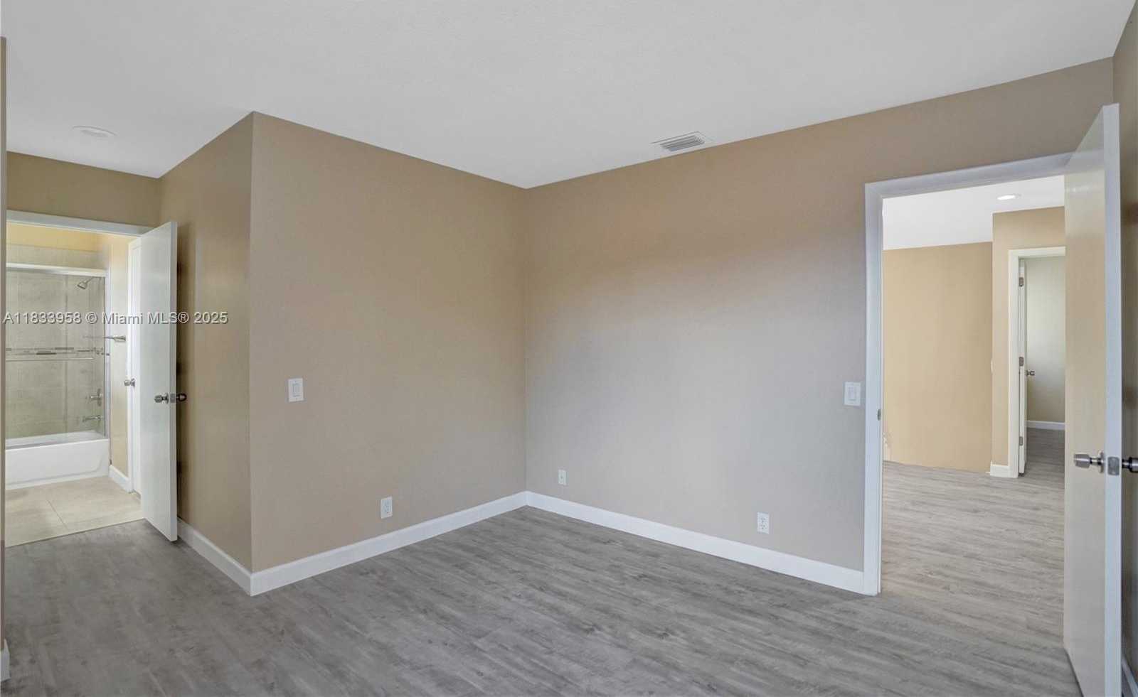 Small Image of 797 CHIMNEY ROCK RD #797, Weston Number 63