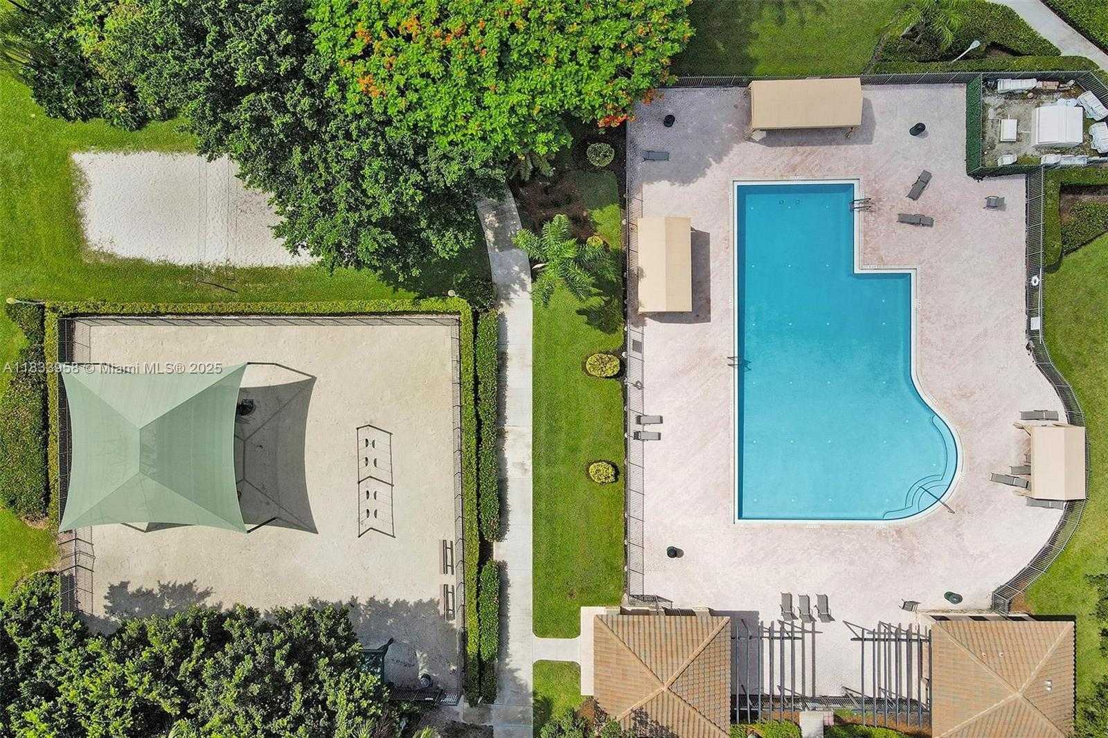 Small Image of 797 CHIMNEY ROCK RD #797, Weston Number 68
