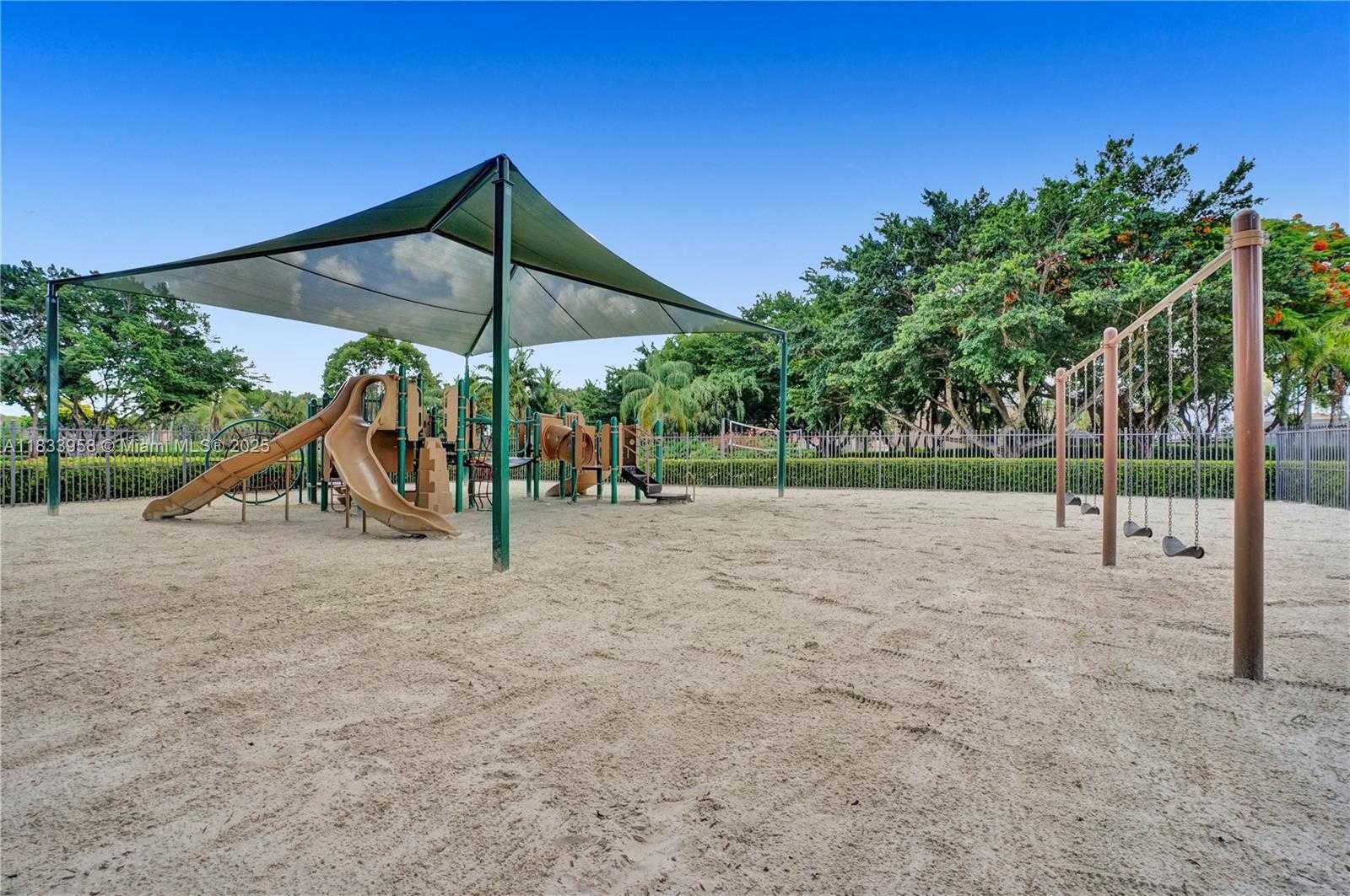 Small Image of 797 CHIMNEY ROCK RD #797, Weston Number 73