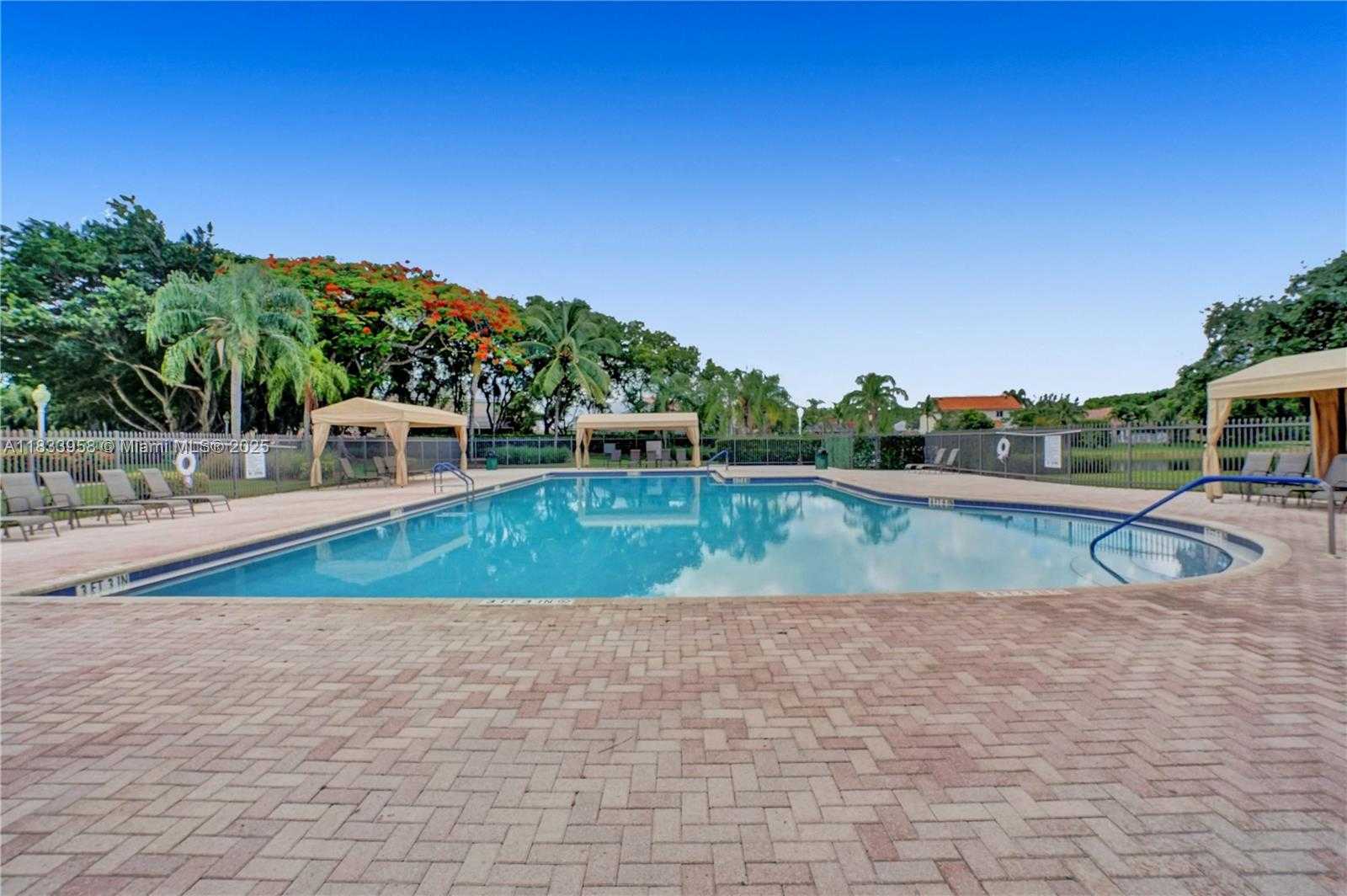 Small Image of 797 CHIMNEY ROCK RD #797, Weston Number 74