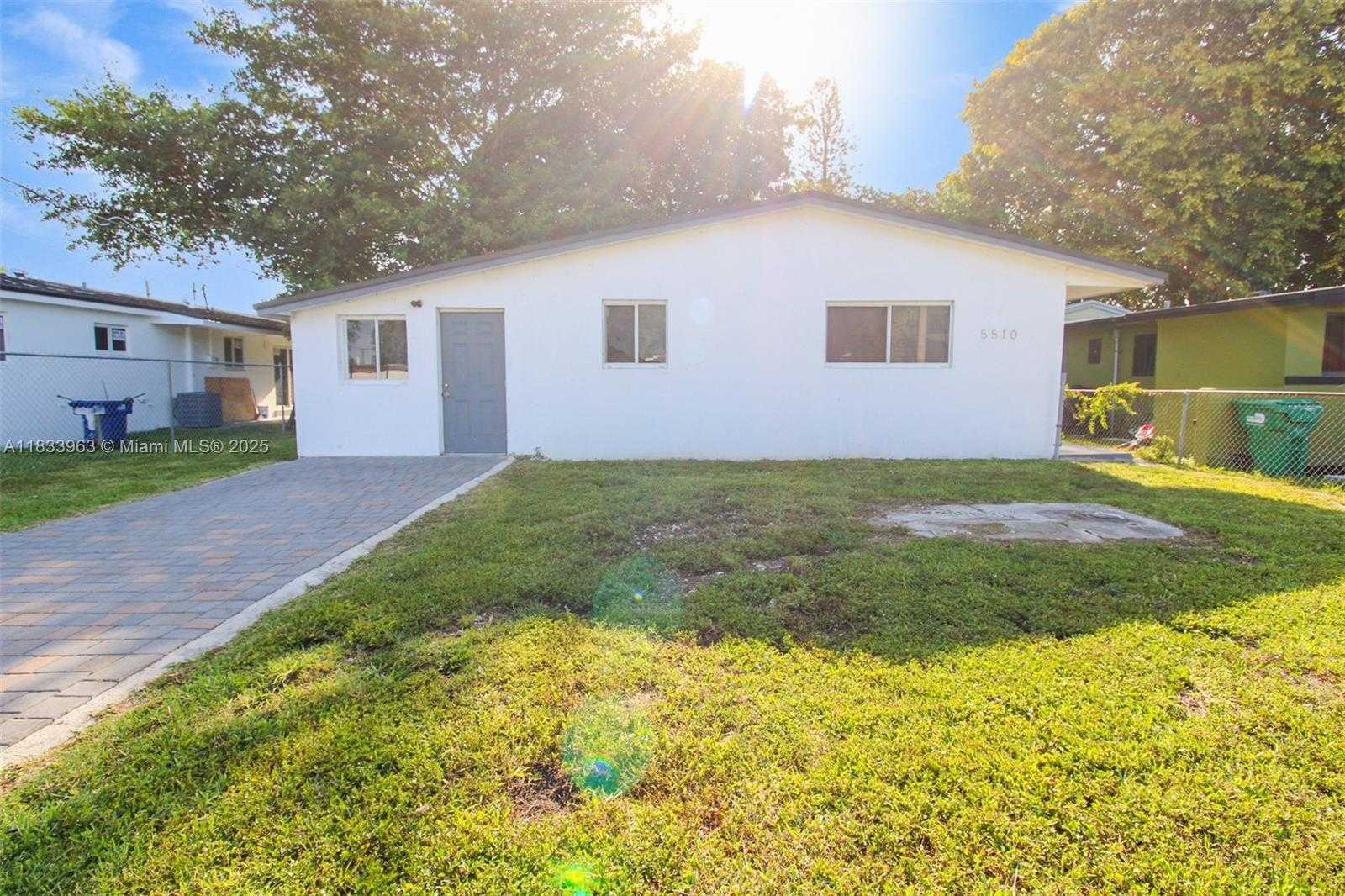 Small Image of 5510 NORTH WEST 30TH AVE, Miami Number 2