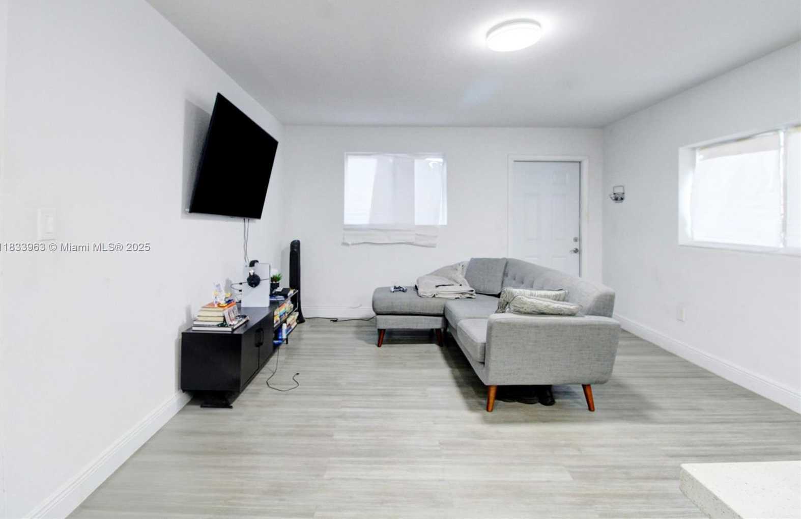 Small Image of 5510 NORTH WEST 30TH AVE, Miami Number 5
