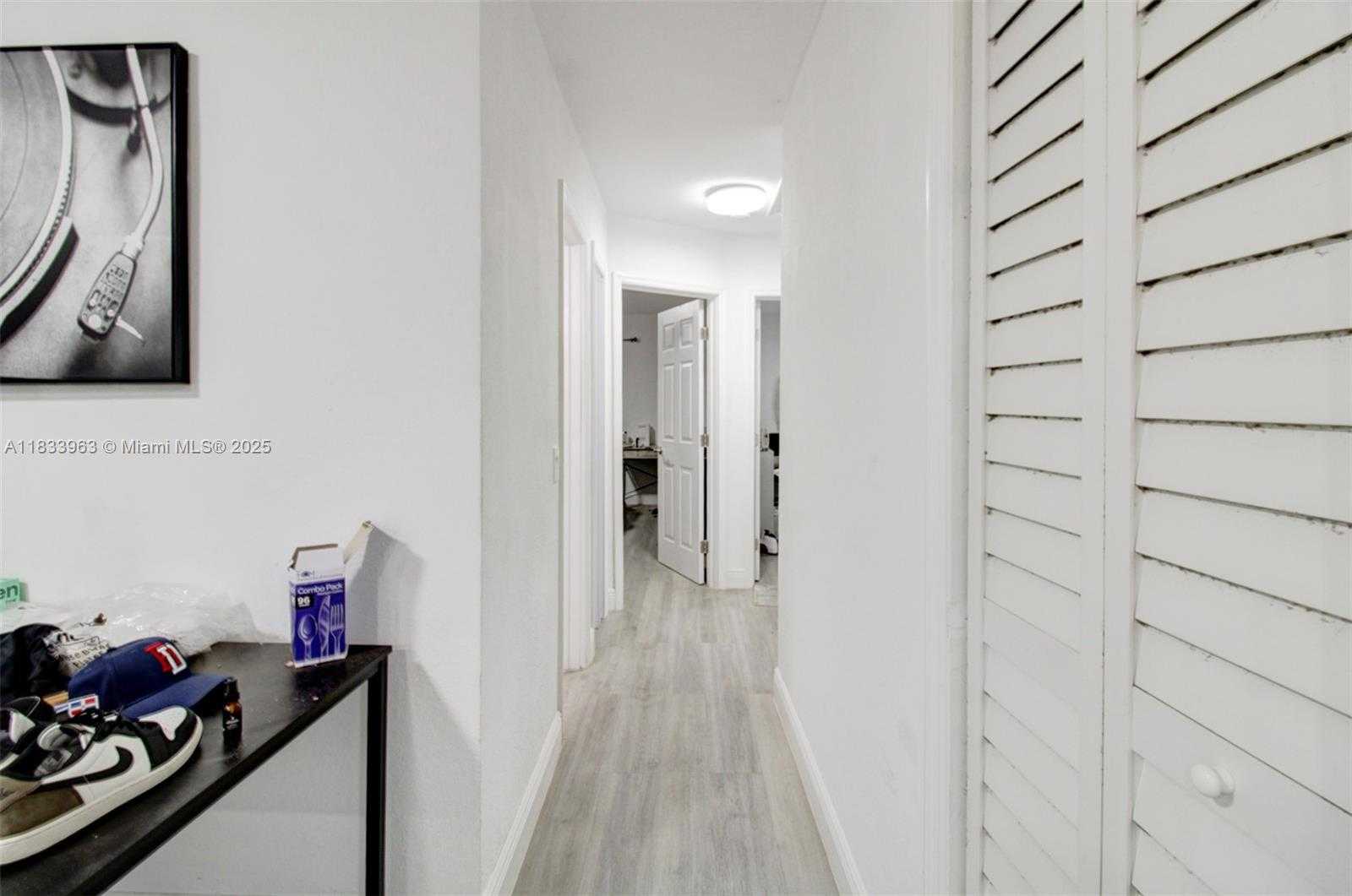 Small Image of 5510 NORTH WEST 30TH AVE, Miami Number 7