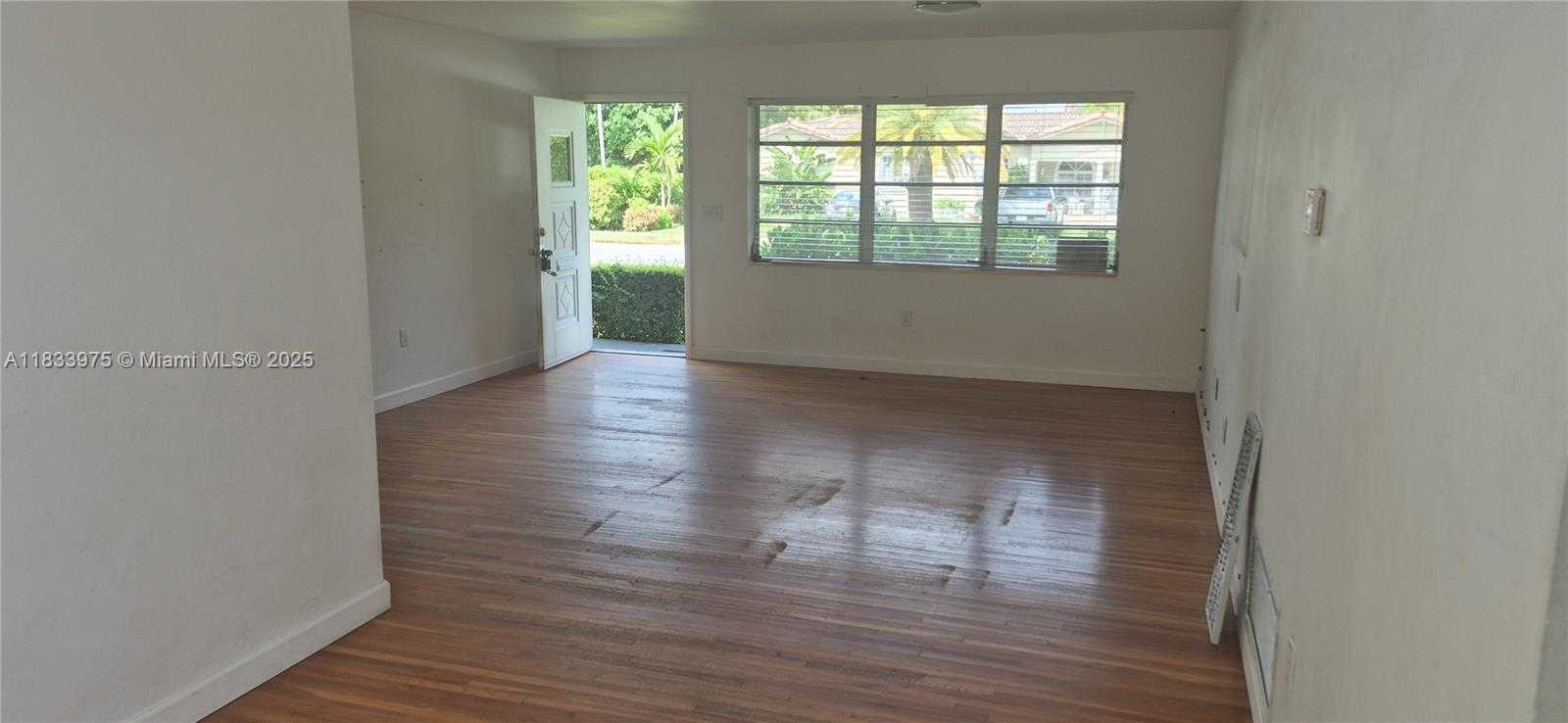 Small Image of 2811 SOUTH WEST 79TH AVE, Miami Number 10