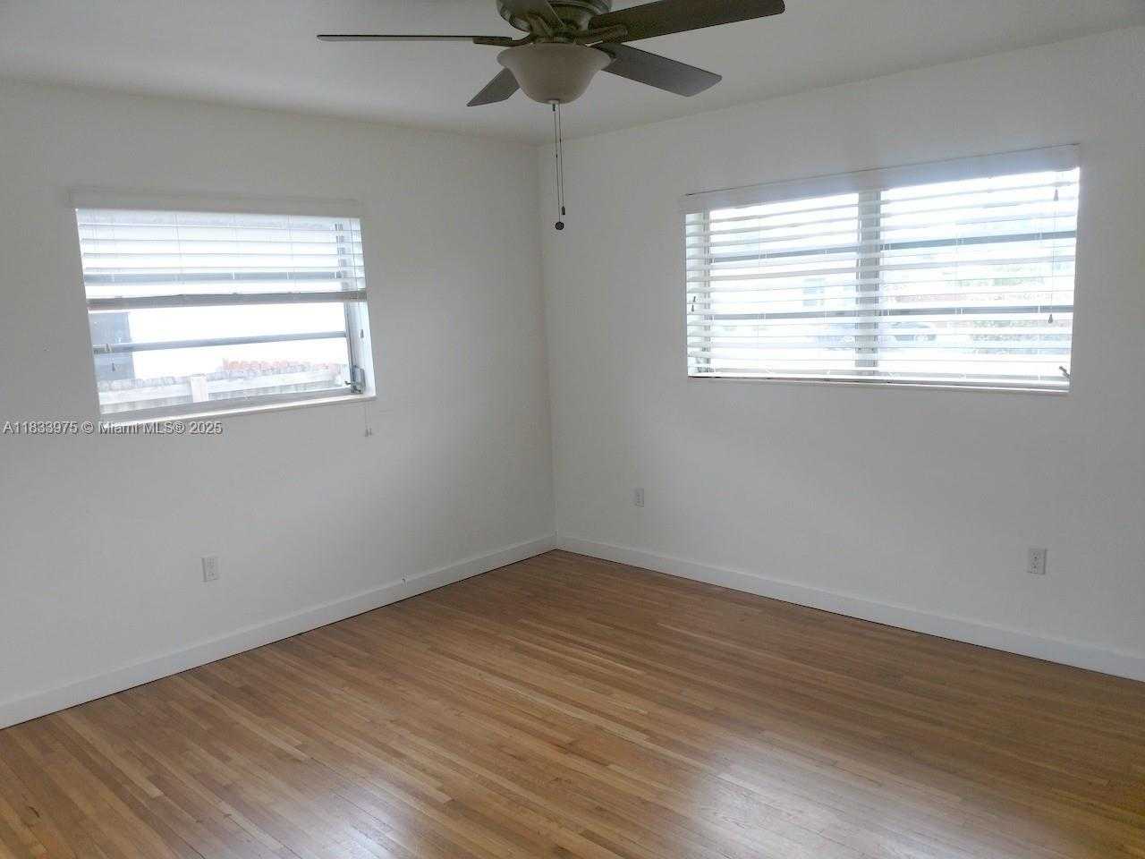 Small Image of 2811 SOUTH WEST 79TH AVE, Miami Number 6
