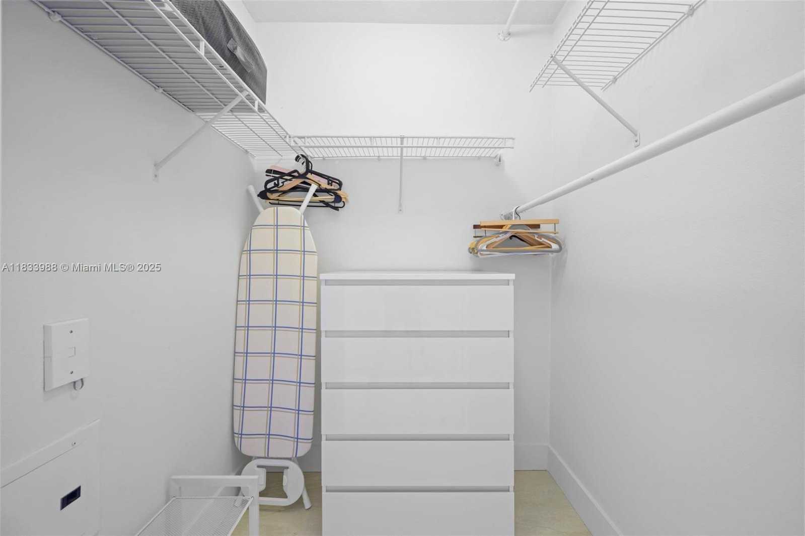Small Image of 3001 NORTH EAST 185TH ST #613, Aventura Number 18