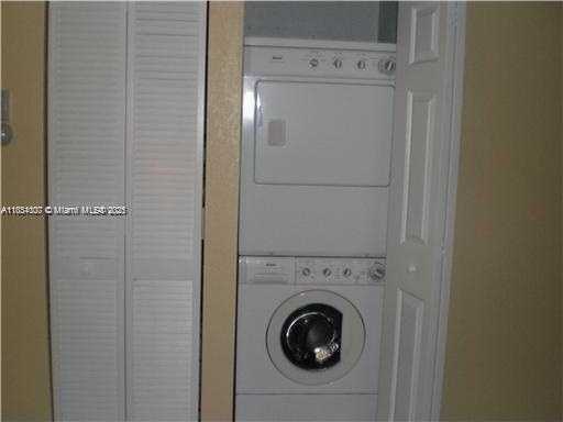 Small Image of 4802 WASHINGTON ST #14, Hollywood Number 11