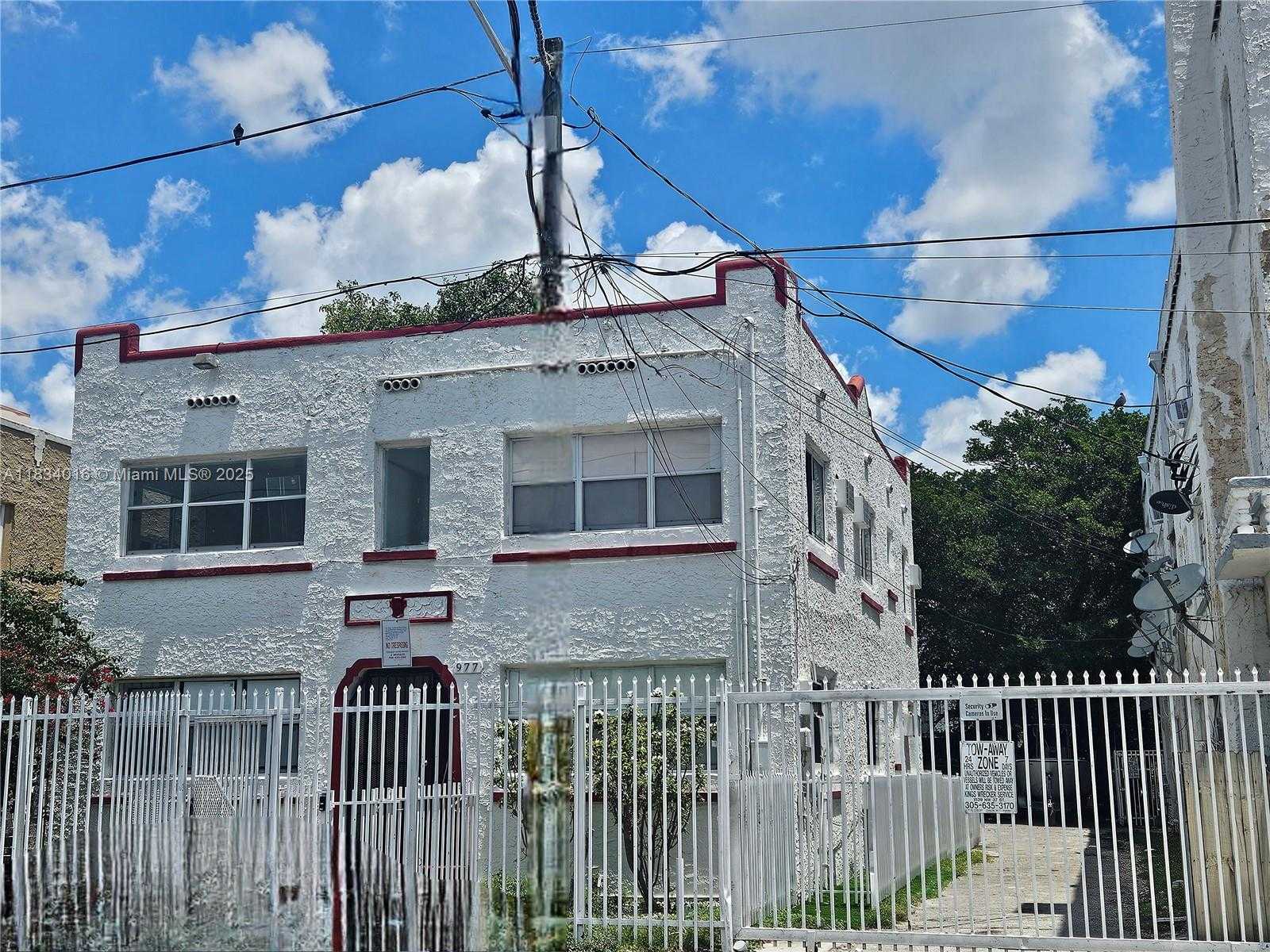 Small Image of 977 SOUTH WEST 5TH ST #1, Miami Number 2