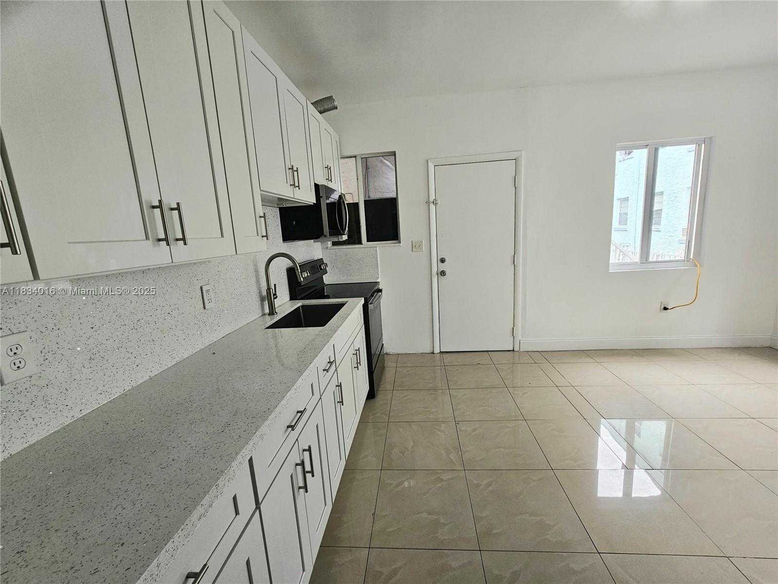 Small Image of 977 SOUTH WEST 5TH ST #1, Miami Number 3