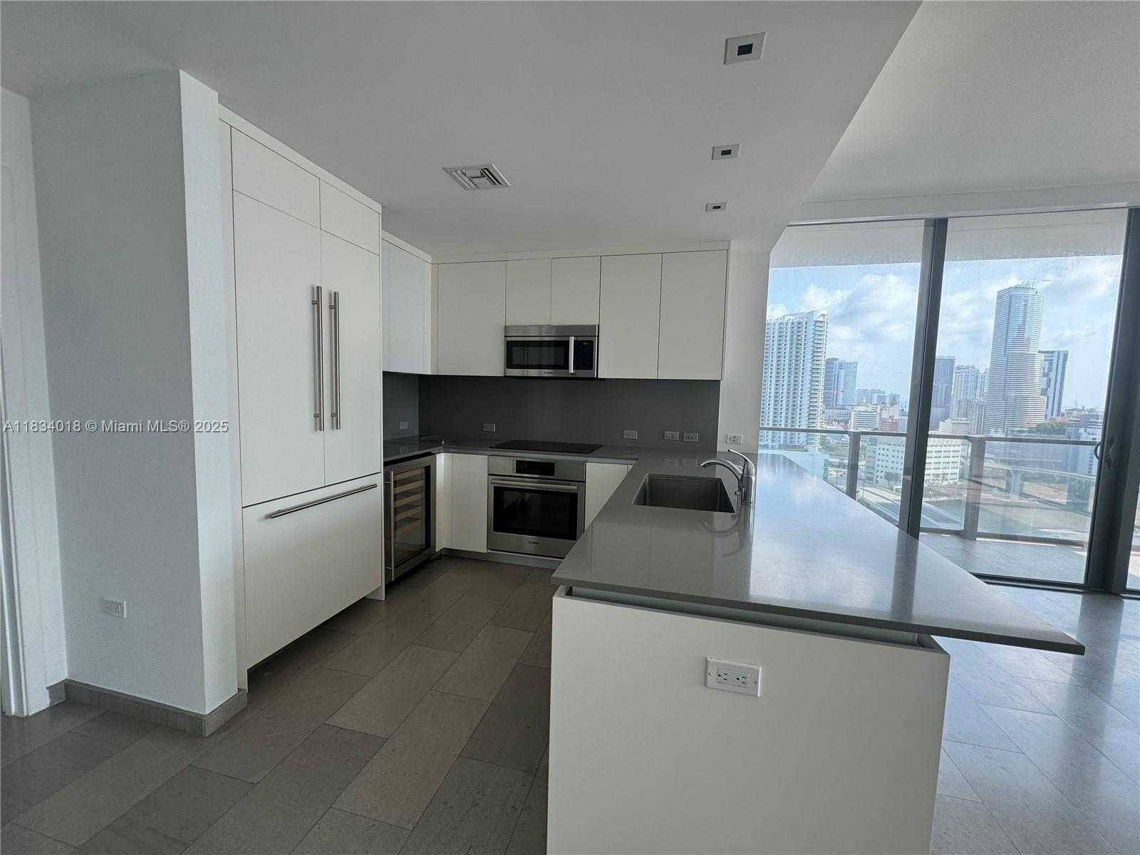 Small Image of 88 SOUTH WEST 7TH ST #1711, Miami Number 17