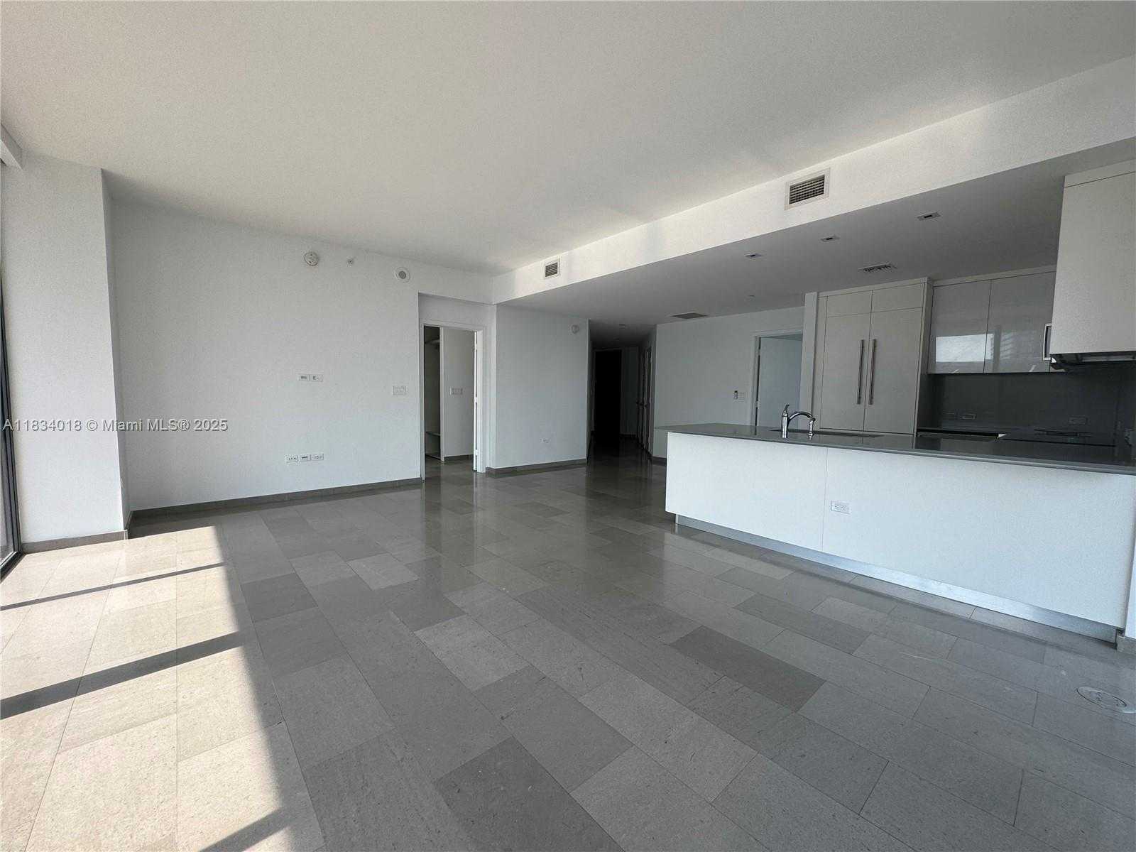 Small Image of 88 SOUTH WEST 7TH ST #1711, Miami Number 19