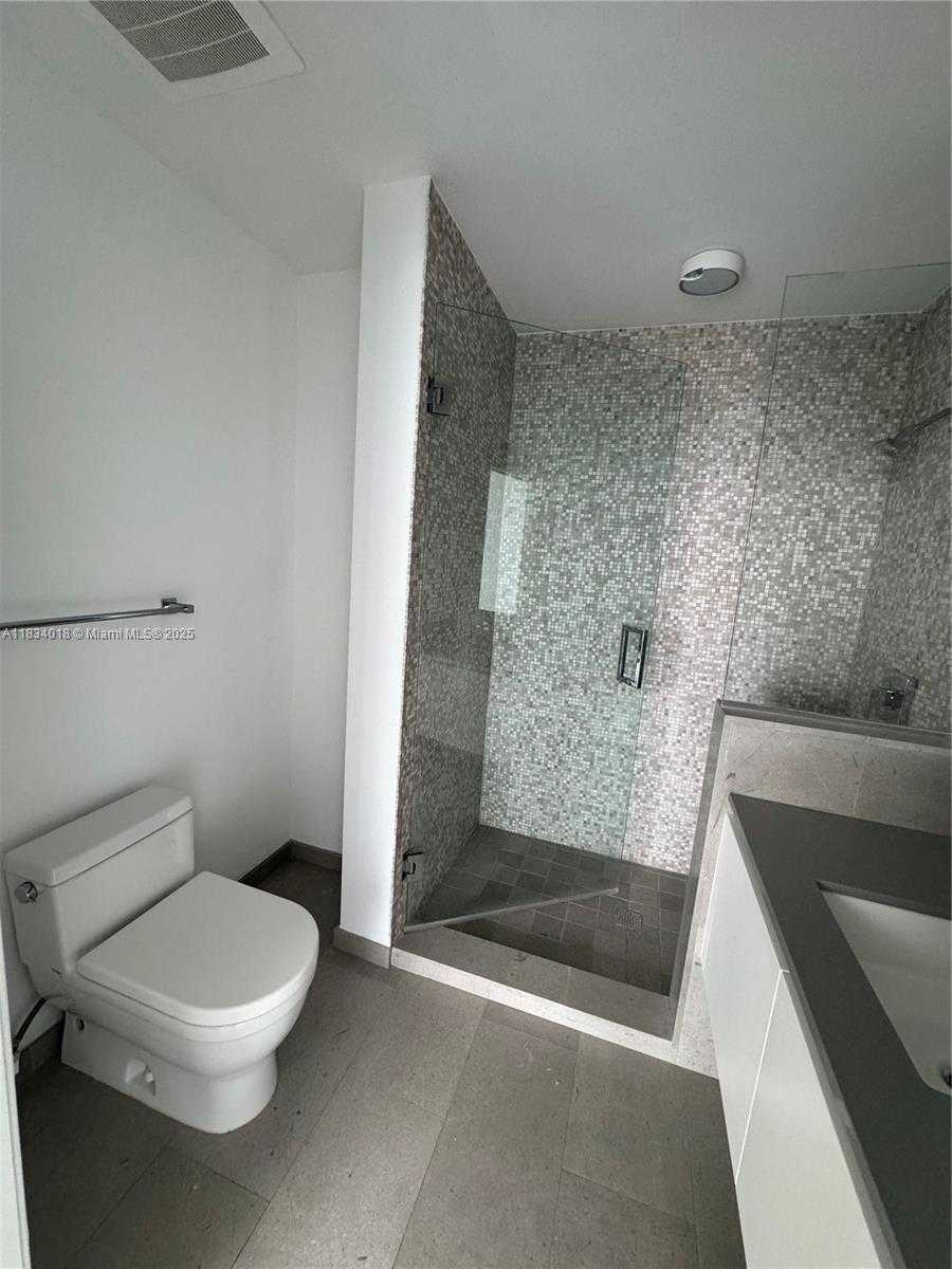 Small Image of 88 SOUTH WEST 7TH ST #1711, Miami Number 33
