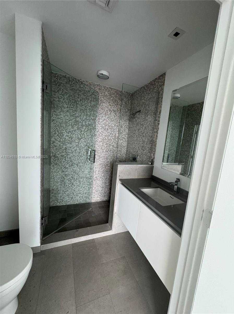 Small Image of 88 SOUTH WEST 7TH ST #1711, Miami Number 34
