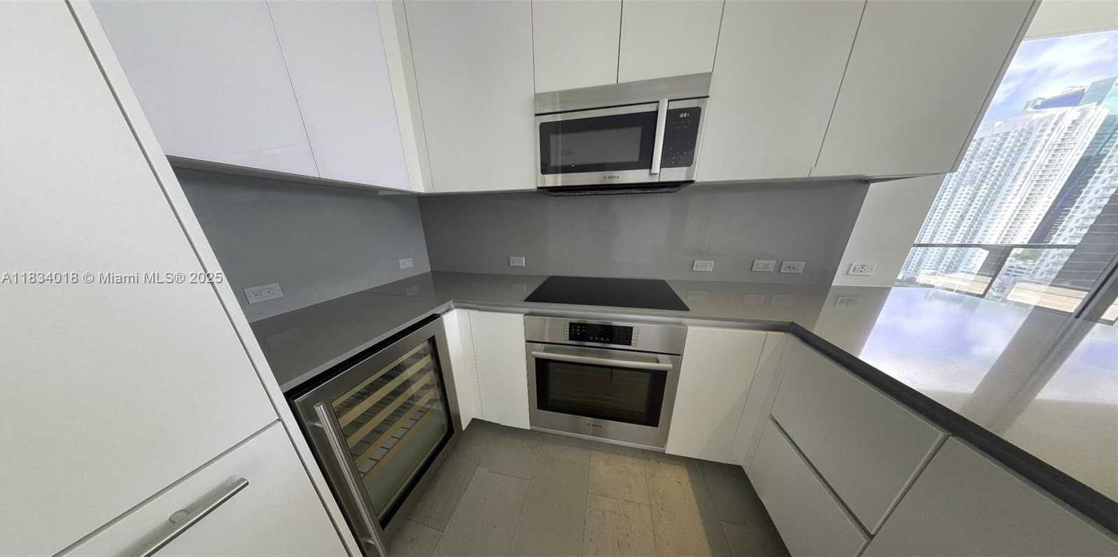 Small Image of 88 SOUTH WEST 7TH ST #1711, Miami Number 37