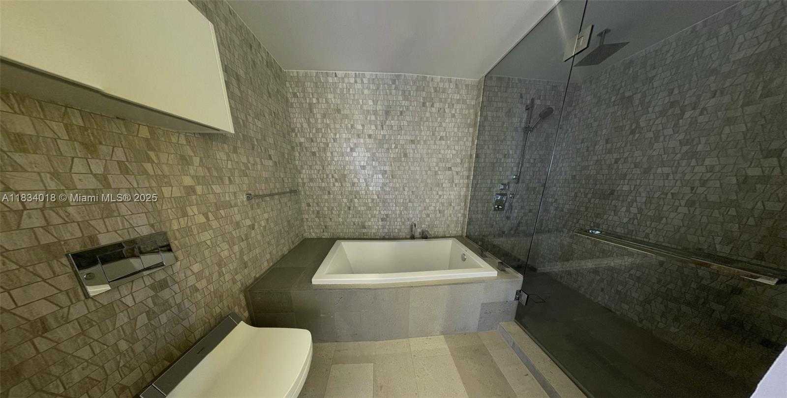 Small Image of 88 SOUTH WEST 7TH ST #1711, Miami Number 39