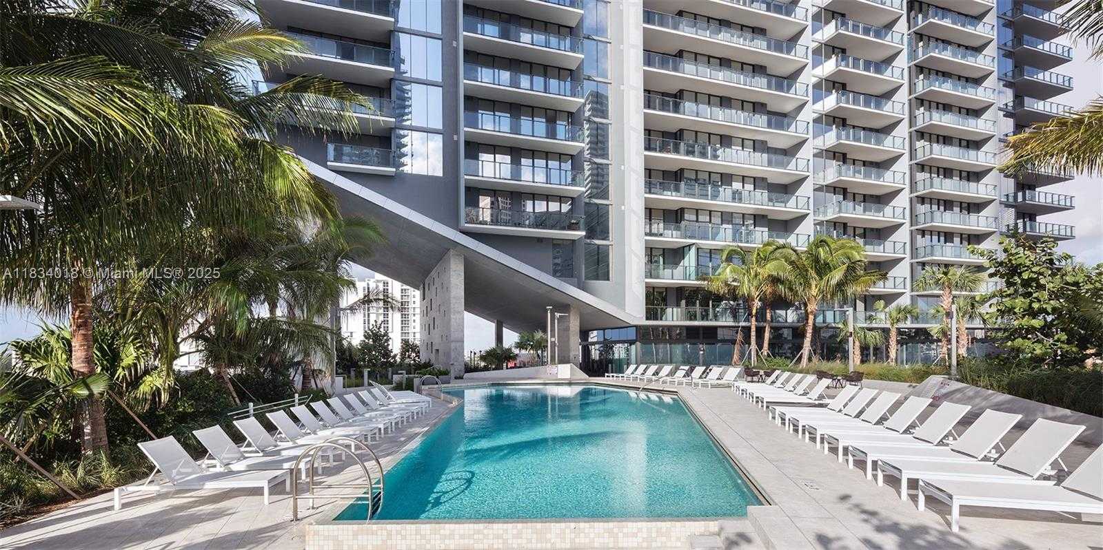 Small Image of 88 SOUTH WEST 7TH ST #1711, Miami Number 44