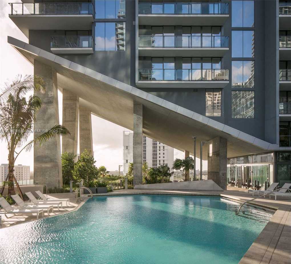 Small Image of 88 SOUTH WEST 7TH ST #1711, Miami Number 45
