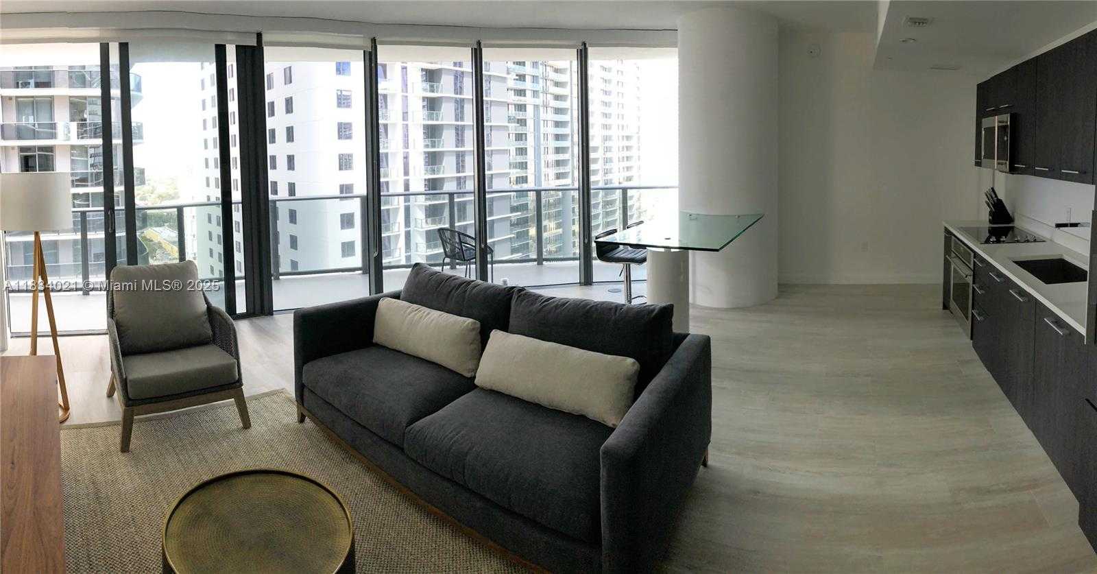 Small Image of Miami Number 10