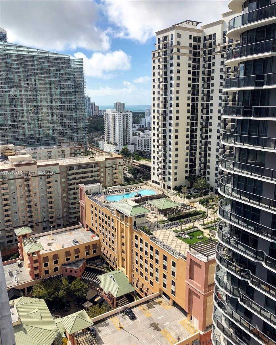 Small Image of Miami Number 16