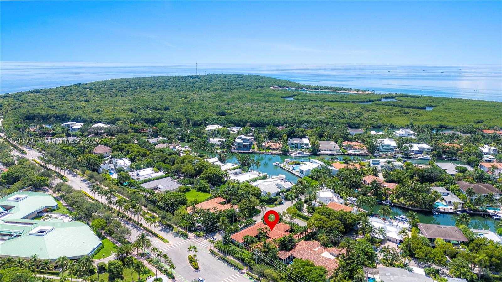 Small Image of 101 ISLAND DR, Key Biscayne Number 34