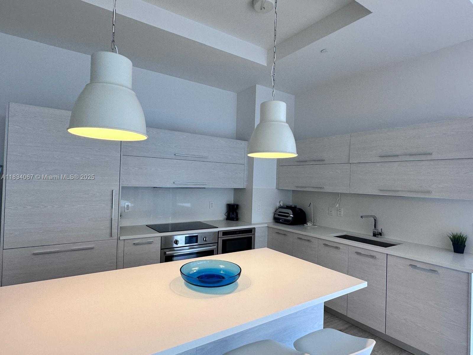 Small Image of 45 SOUTH WEST 9TH ST #4508, Miami Number 5