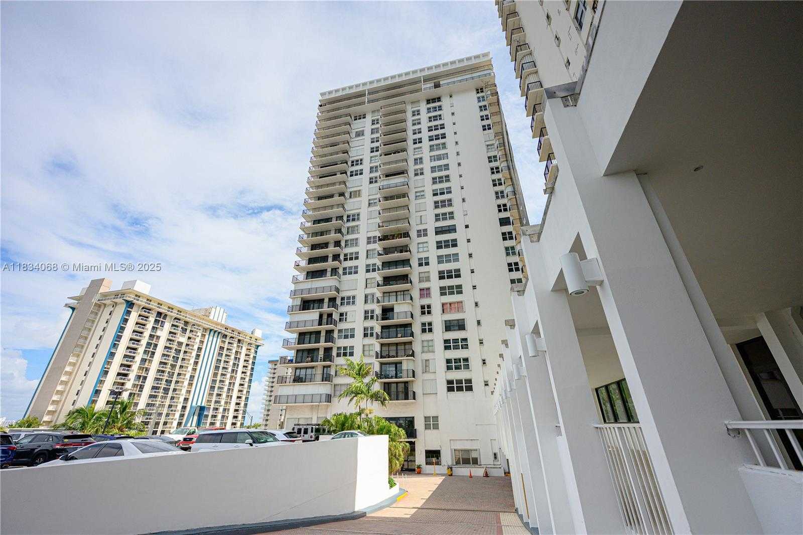 Small Image of 2201 SOUTH OCEAN DR #2202, Hollywood Number 35