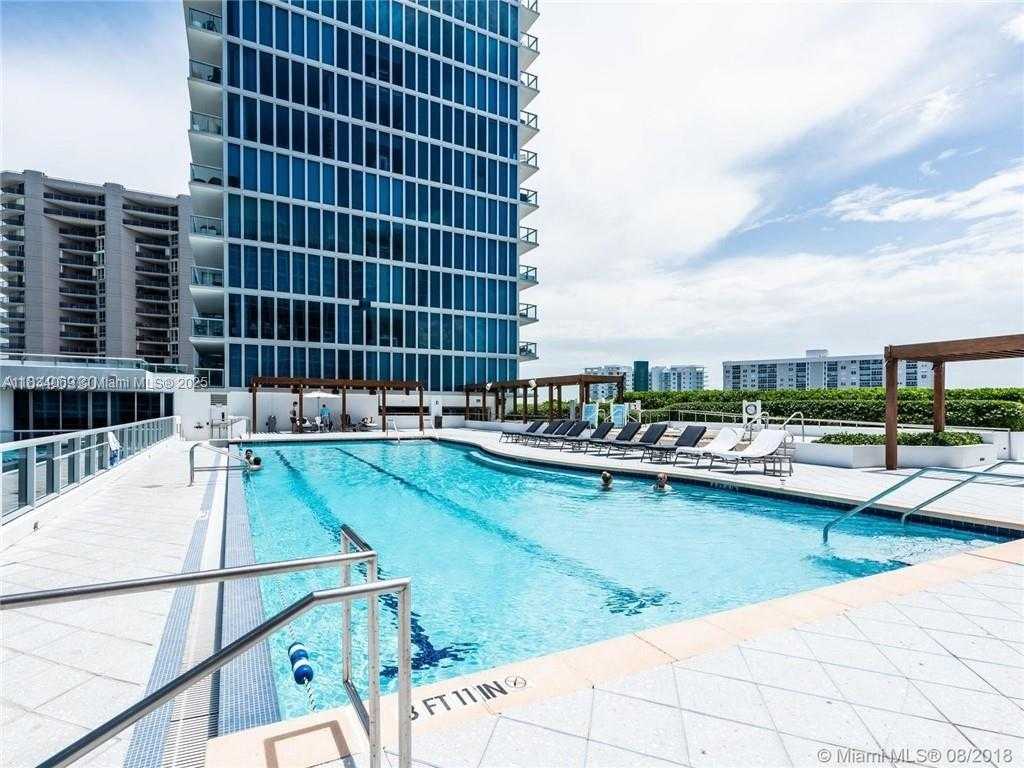 Small Image of 6799 COLLINS AVE #301, Miami Beach Number 29