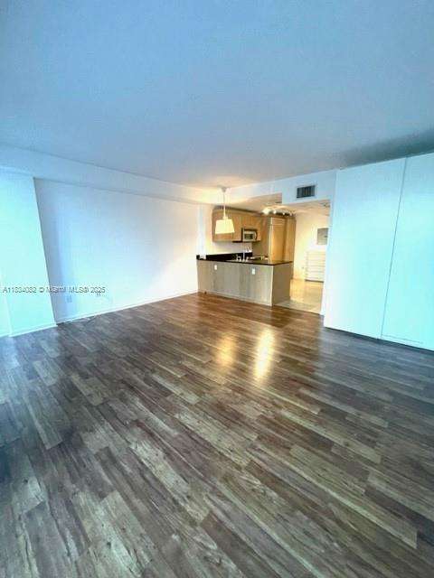 Small Image of 10275 COLLINS AVE #201, Bal Harbour Number 3