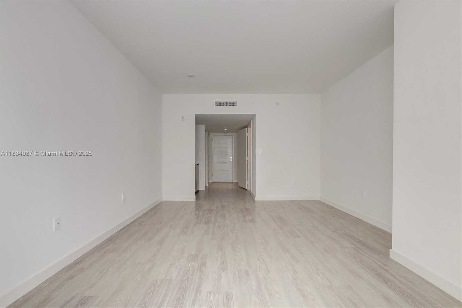 Small Image of 1756 NORTH BAYSHORE DR #10O, Miami Number 11