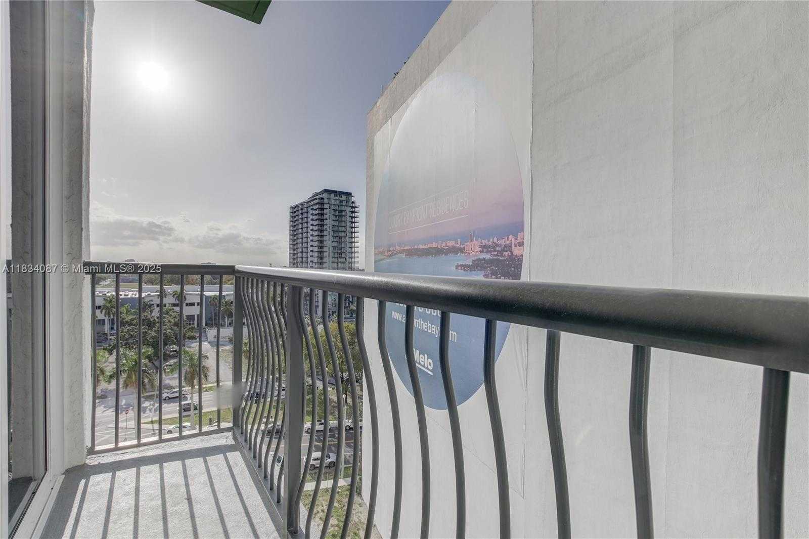 Small Image of 1756 NORTH BAYSHORE DR #10O, Miami Number 6