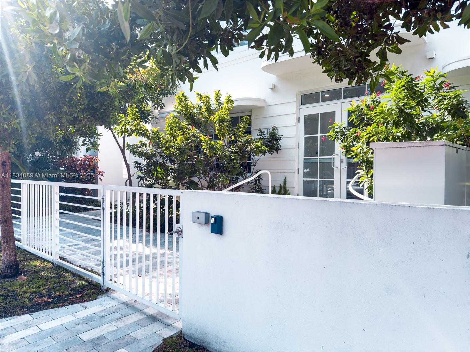 Small Image of Miami Beach Number 16