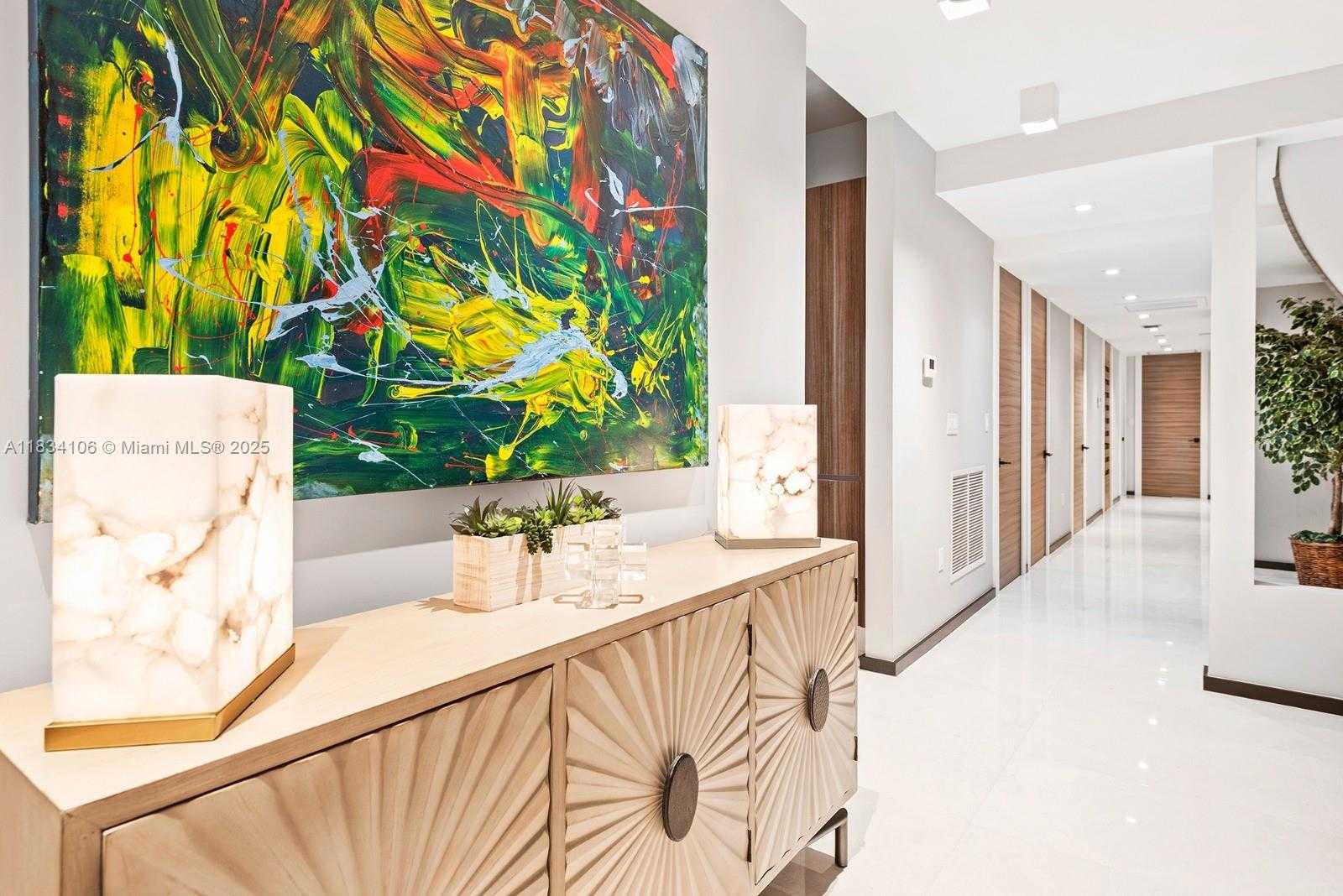 Small Image of 3734 CHASE AVE, Miami Beach Number 20