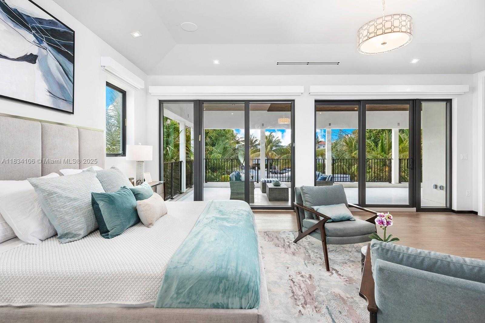 Small Image of 3734 CHASE AVE, Miami Beach Number 22