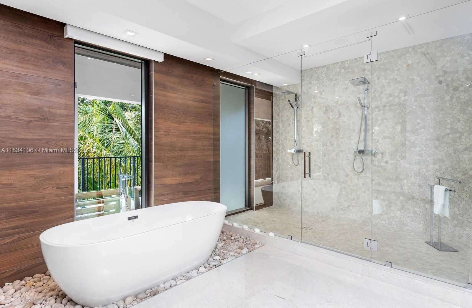 Small Image of 3734 CHASE AVE, Miami Beach Number 27