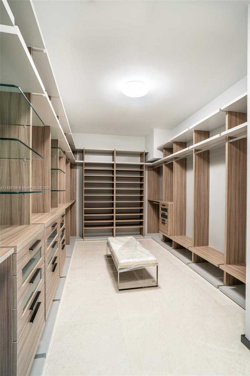 Small Image of 3734 CHASE AVE, Miami Beach Number 28