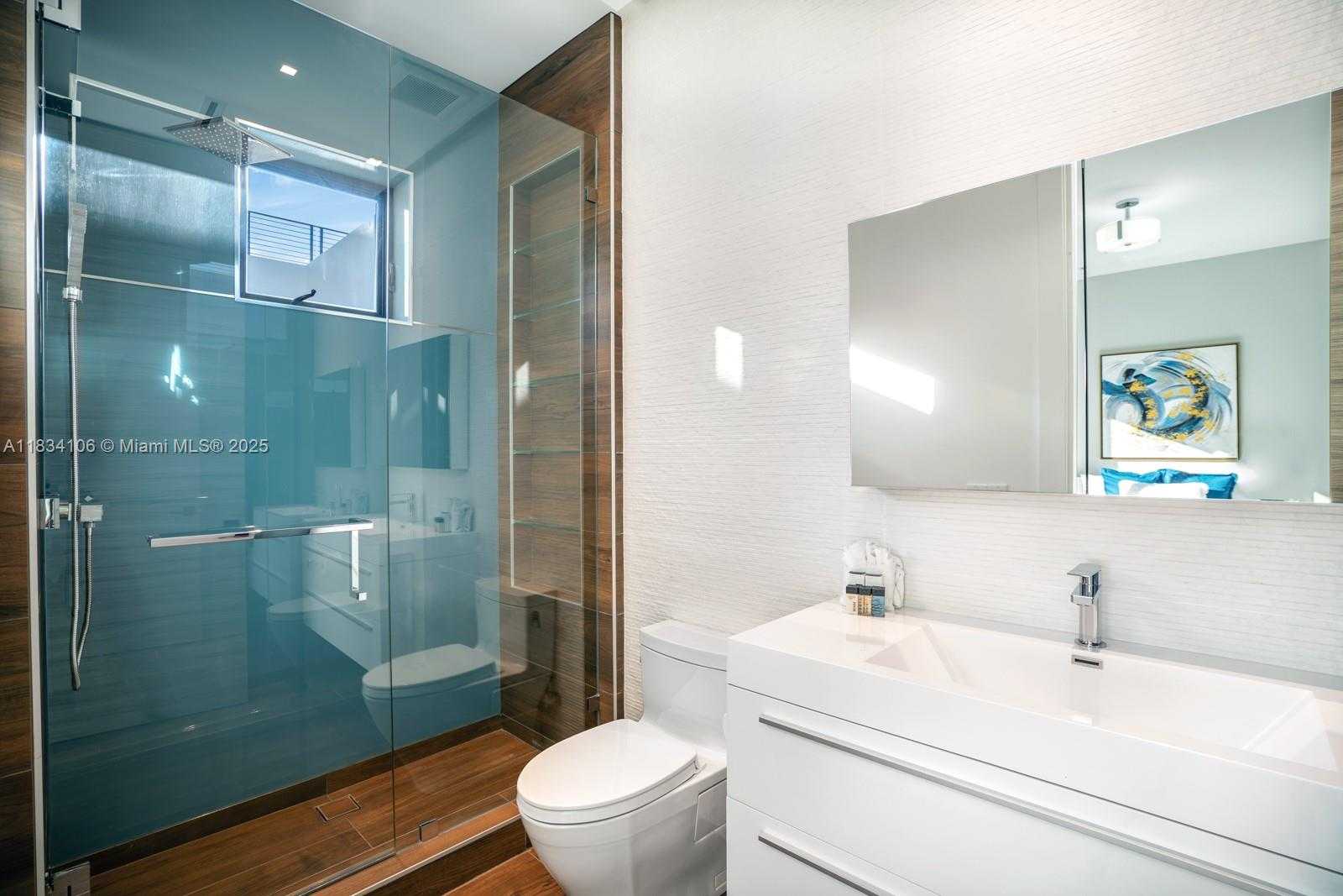 Small Image of 3734 CHASE AVE, Miami Beach Number 32