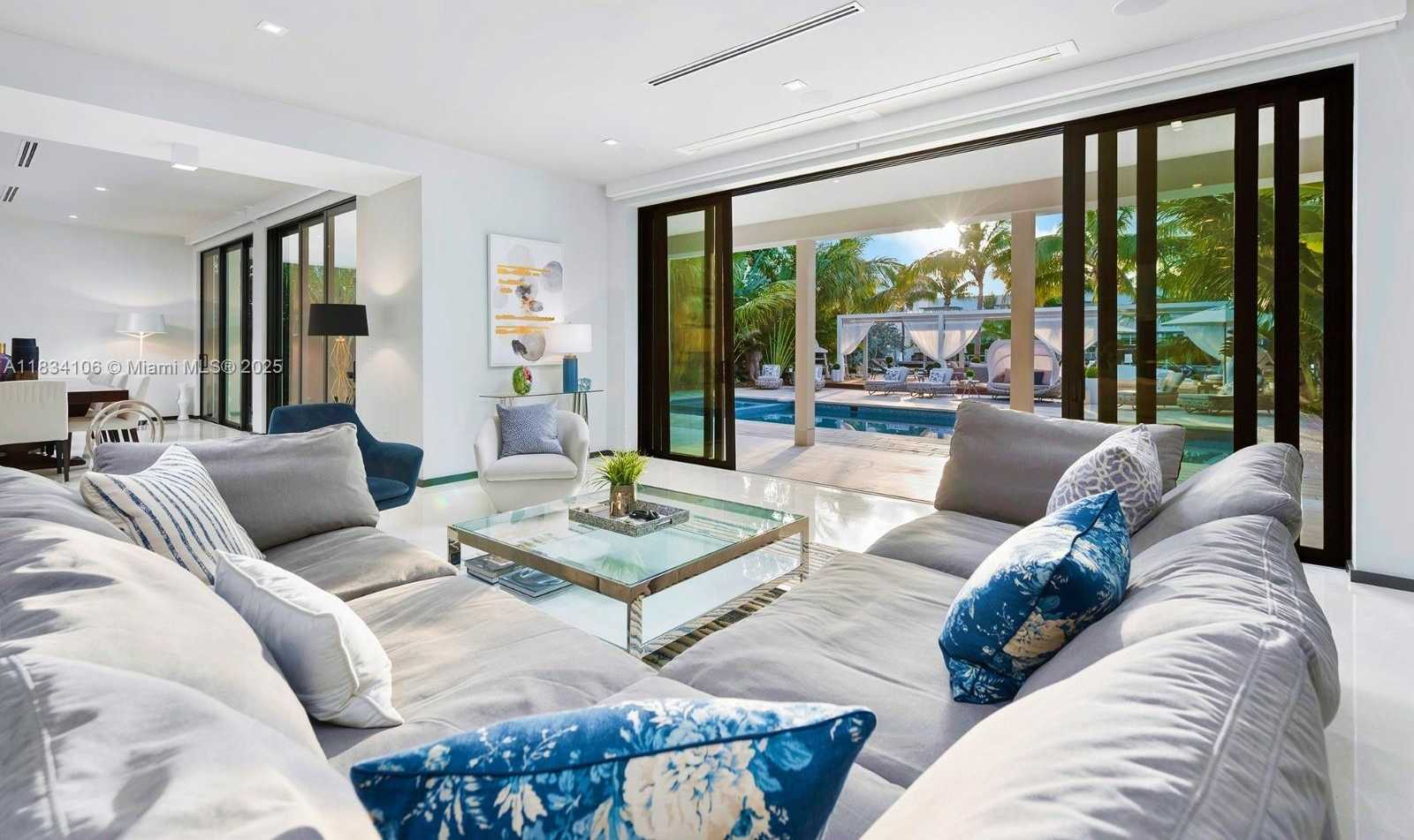 Small Image of 3734 CHASE AVE, Miami Beach Number 8