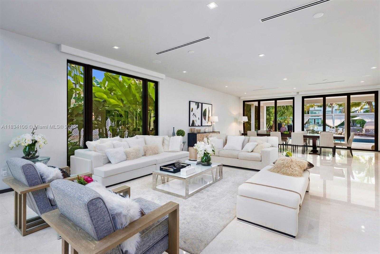 Small Image of 3734 CHASE AVE, Miami Beach Number 9