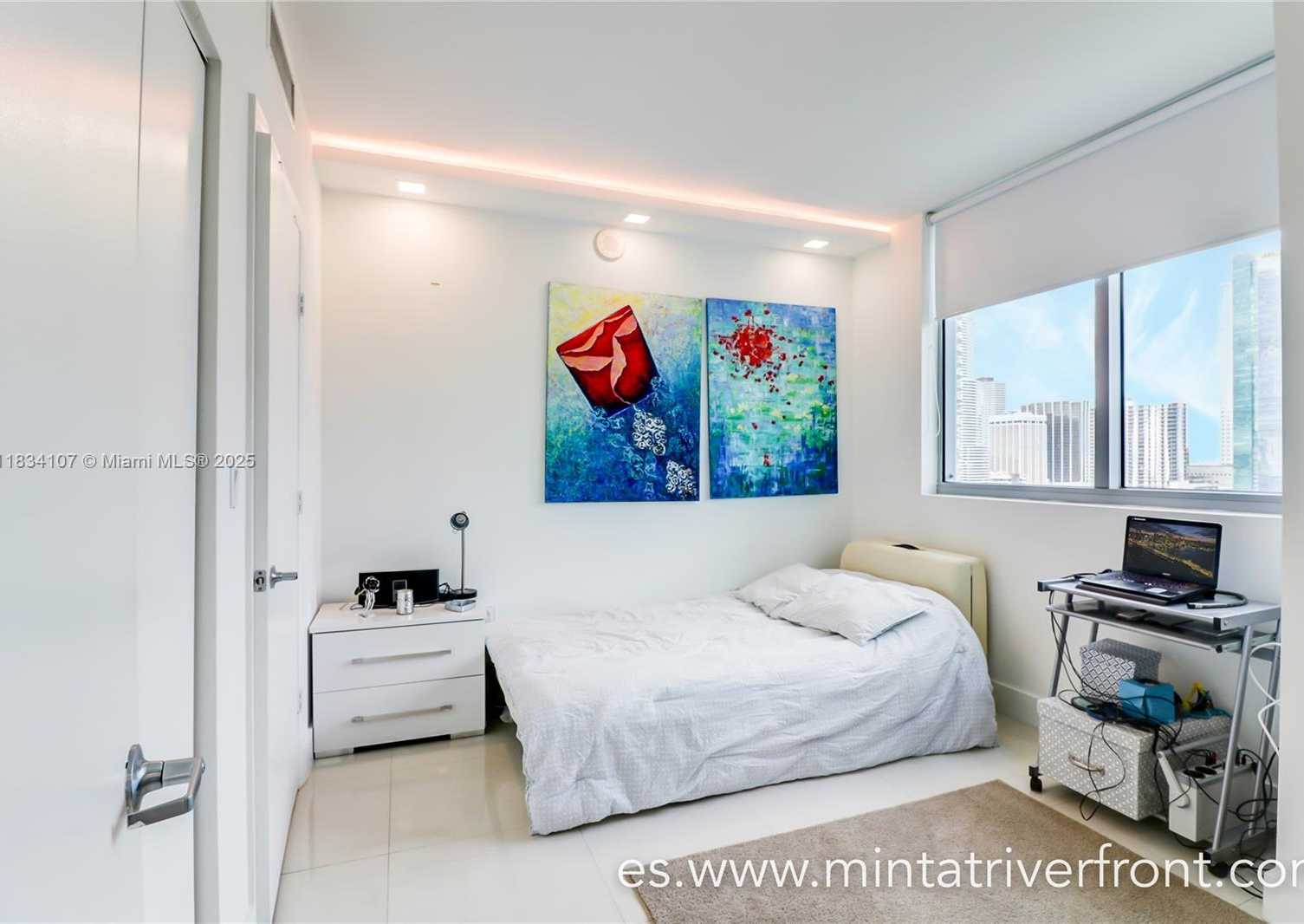 Small Image of 92 SOUTH WEST 3RD ST #2301, Miami Number 9