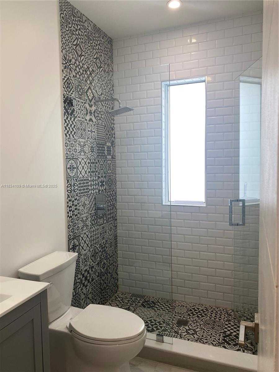 Small Image of 2105 SOUTH WEST 12 ST #2105, Miami Number 15