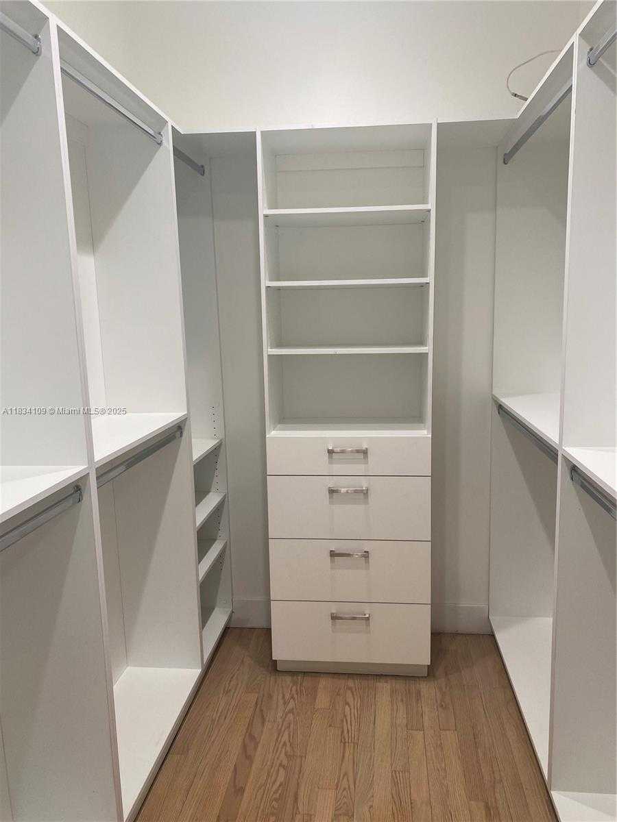 Small Image of 2105 SOUTH WEST 12 ST #2105, Miami Number 8