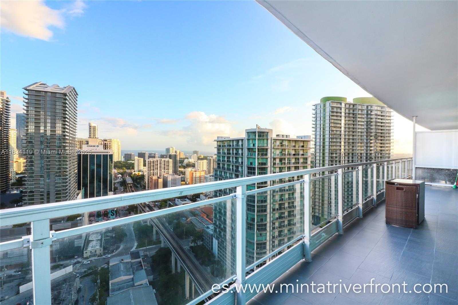Small Image of 92 SOUTH WEST 3RD ST #3003, Miami Number 13