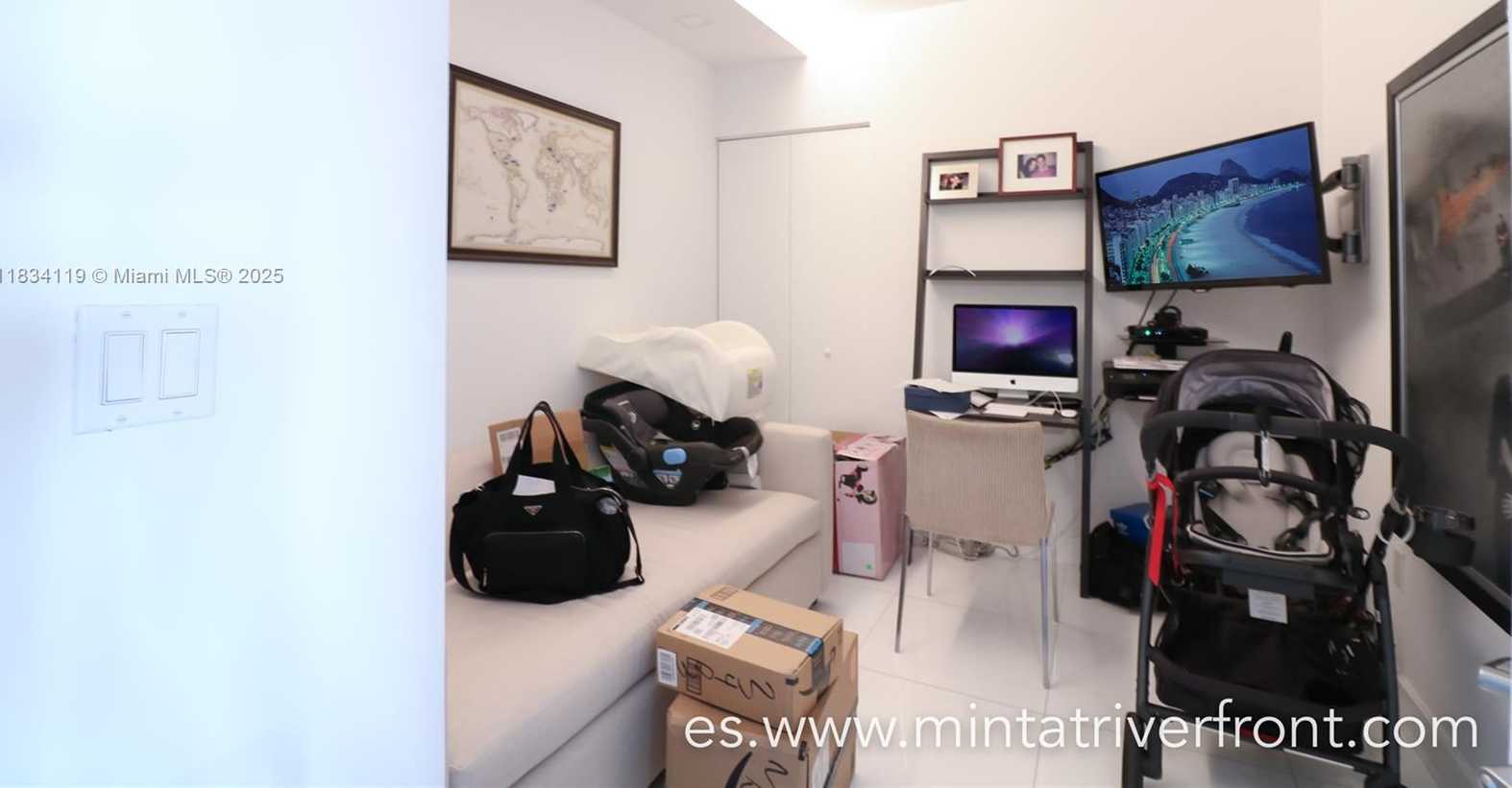 Small Image of 92 SOUTH WEST 3RD ST #3003, Miami Number 9