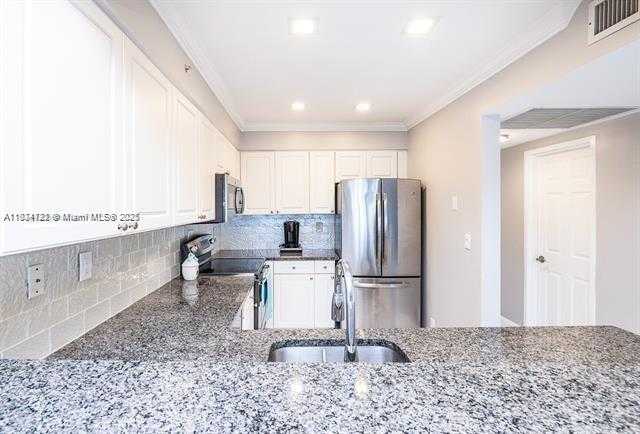 Small Image of 2501 SOUTH OCEAN DR #503, Hollywood Number 27