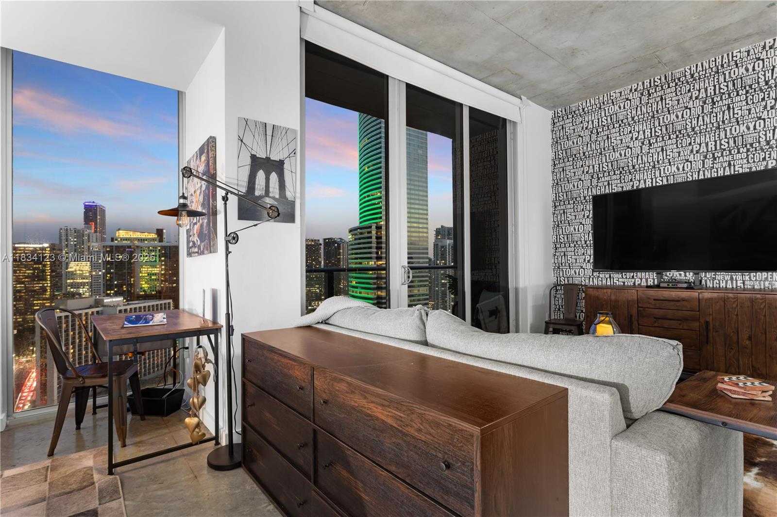Small Image of 151 SOUTH EAST 1ST ST #3103, Miami Number 10