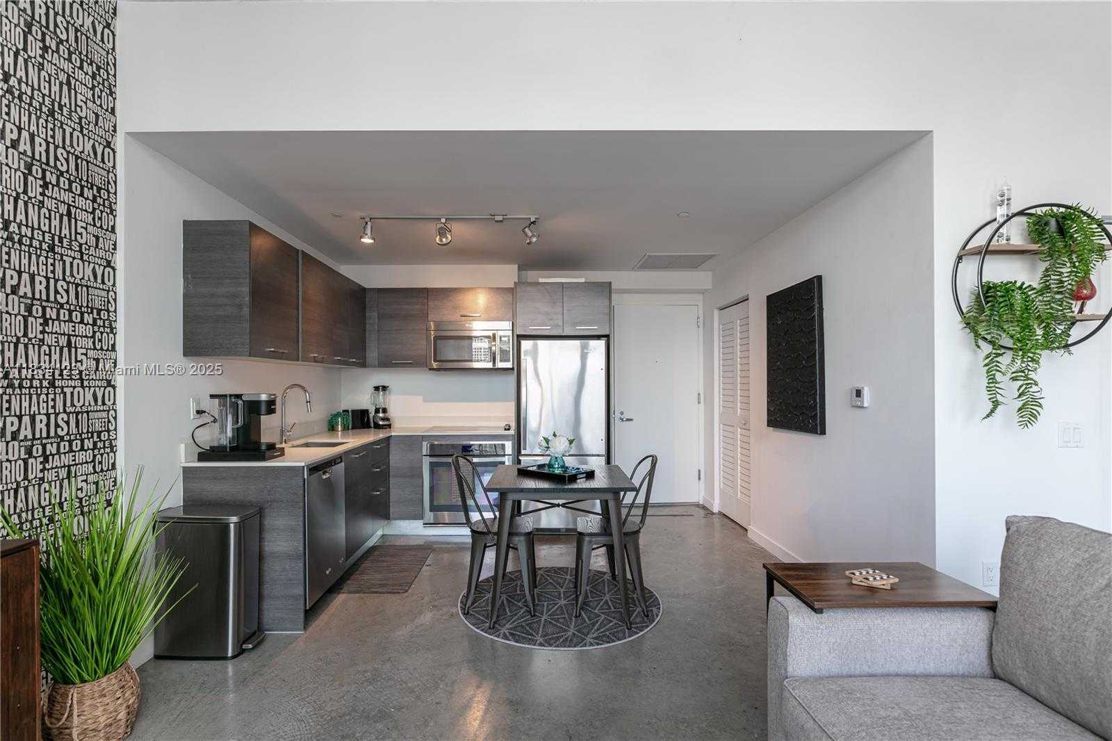Small Image of 151 SOUTH EAST 1ST ST #3103, Miami Number 16