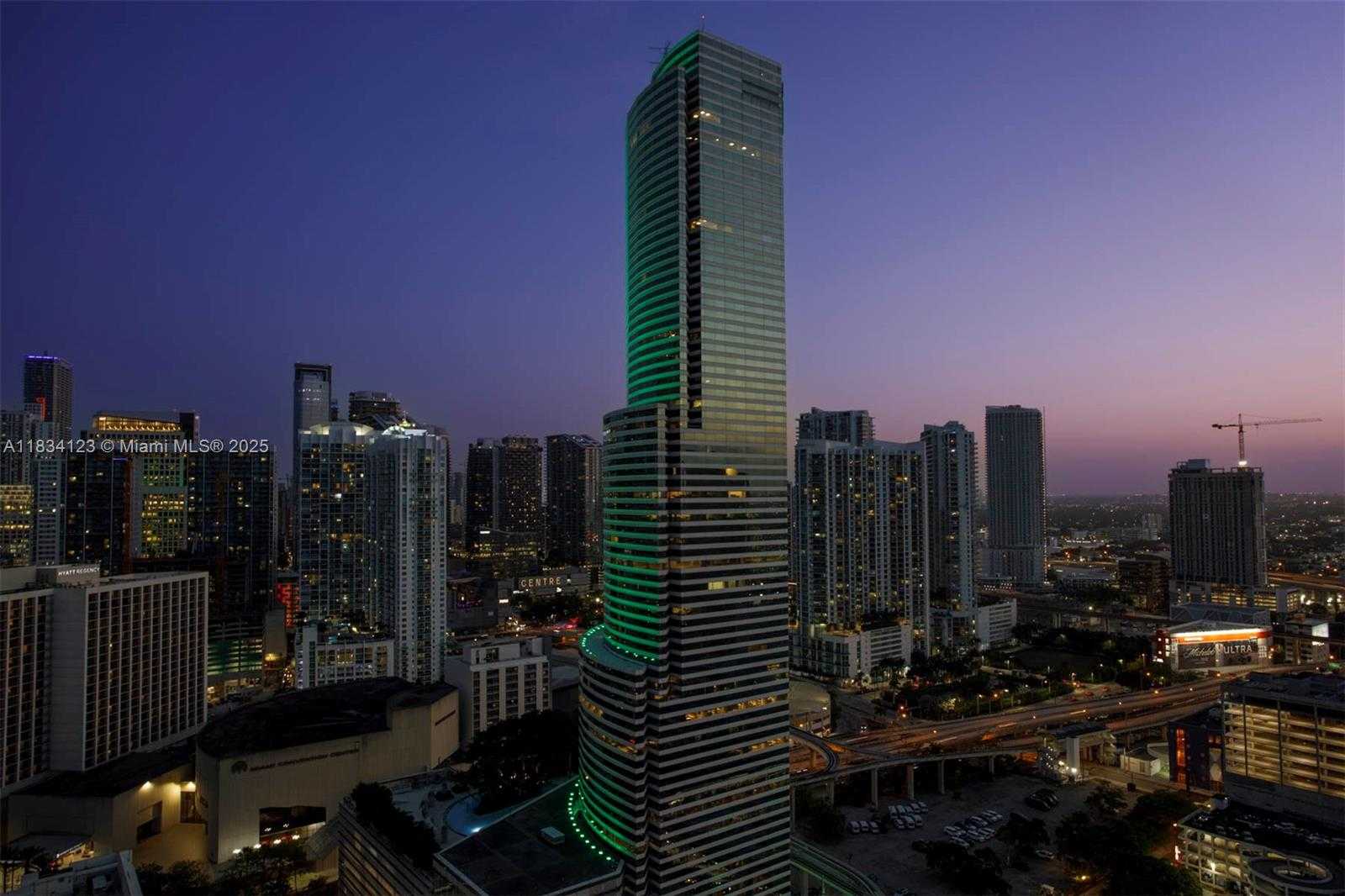 Small Image of 151 SOUTH EAST 1ST ST #3103, Miami Number 27